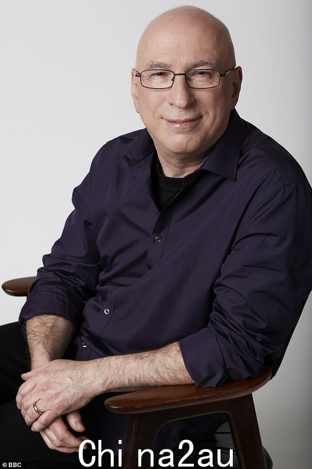 KEN BRUCE:在这里,我专门为《每日邮报》整理了 40 个令人脑子发痒的问题来测试您和您家人的音乐知识壁架。你会成为排行榜冠军还是空分无望者?” class=