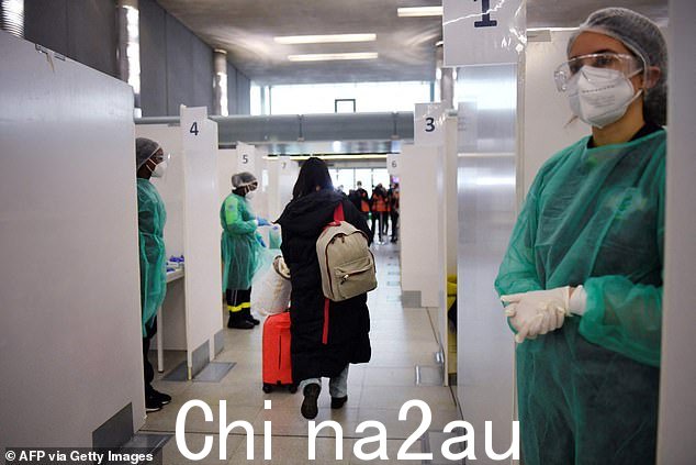 根据一份报告,在圣诞节前一天,首都至少有 2,700 人死于 Covid