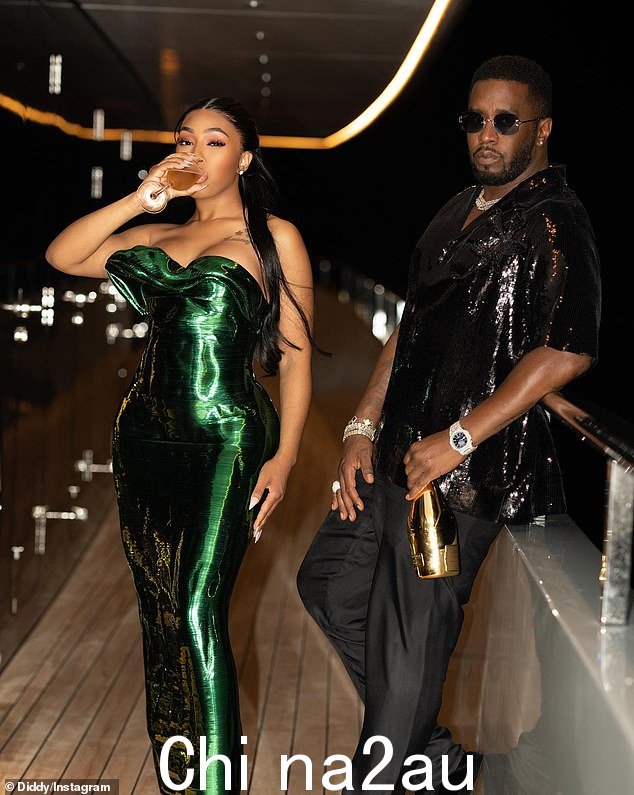 第 1 号:三届格莱美奖得主 Sean 'LOVE' Combs aka Diddy 在 2023 年乘坐他的超级游艇巡游加勒比海岛屿后与 City Girls trap 说唱歌手 Yung Miami 一起在 Instagram 上正式亮相Saint Barthélemy