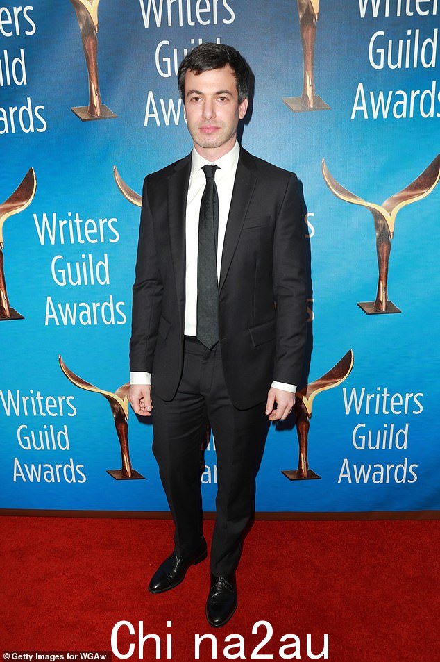 类型转变:该节目由内森·菲尔德 (Nathan For You) 主演内森·菲尔德 (Nathan For You) 联合主演,将展示‘一个所谓的诅咒扰乱了一对新婚夫妇的关系,因为他们试图在怀孕期间怀孕共同主演他们有问题的新 HGTV 节目'(如图 2019 年)