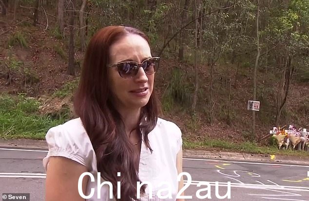 Claudine Snow(如图)讲述了在黄金海岸夺去她妈妈、姐姐和继父生命的车祸