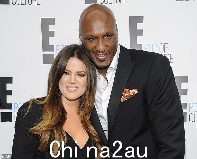 Lamar 和 Khloe 在彼此认识仅 30 天后于 2009 年结婚。他们最终于 2013 年分手,并于 2016 年 12 月 9 日完成离婚。他们在 2012 年露面