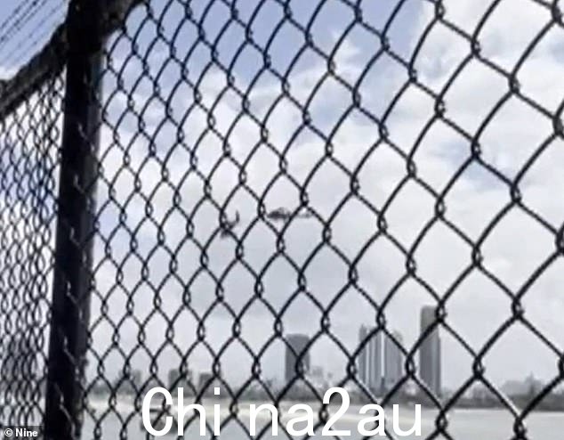 撞击前两架直升机。图片:9 NEWS