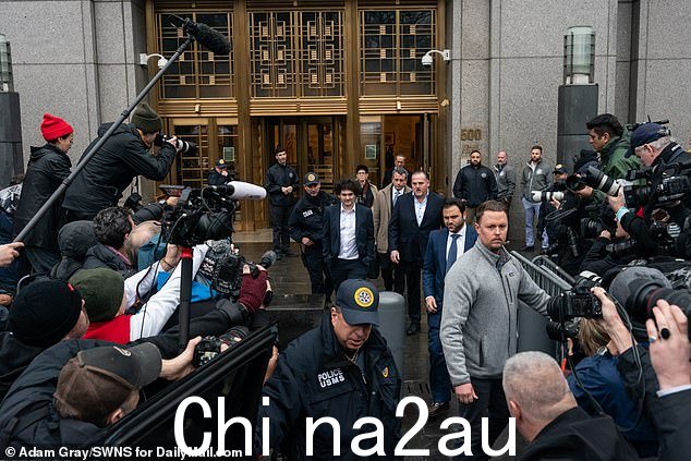 Sam Bankman-Fried 在对所有指控均不不认罪后离开曼哈顿联邦法院