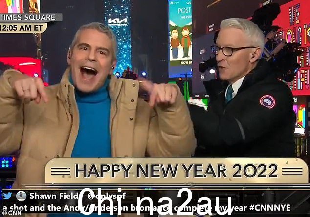Mean jab:去年 Cohen 引起了相当大的争议,因为他提到了 ABC 广播 Dick Clark 的摇滚新年前夜,因为他提到了“Ryan Seacrest 的一群失败者表演”