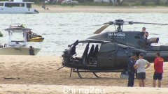 海洋世界直升机失事：尼尔德席尔瓦说妻子温妮和 10 岁的继子莱昂在黄金海岸事故后在医院“继续战斗”