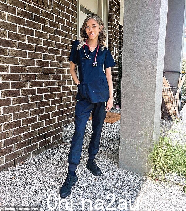 一位年轻的医生揭示了六个“作弊代码”,它们将帮助学生在考试中获得“直接 As”——以及他们如此成功的原因ssful 他们每次都工作(如图 Sarah Rav)