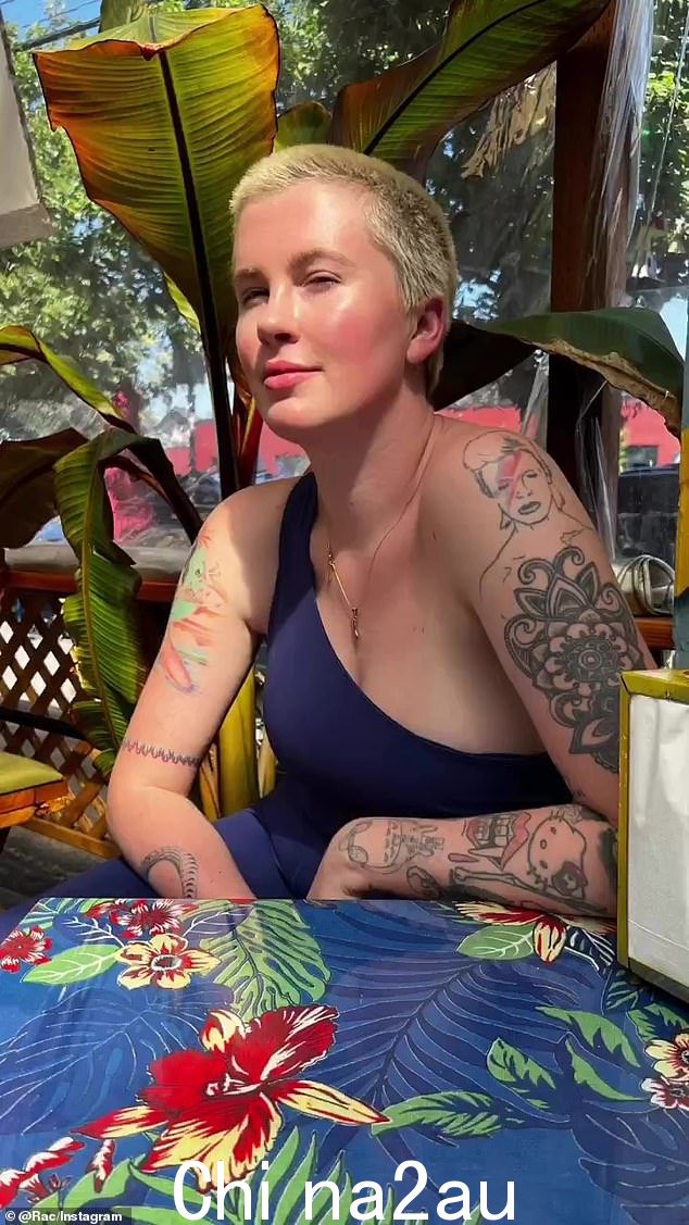 Response: '有其母,有其女儿......还有一个新的女婴即将到来。非常期待在六月见到这个小史努比e...' Kim 总结道