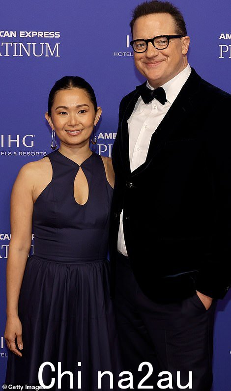 Feted: Brendan,他今年在鲸鱼中凯旋而归,获得聚光灯奖,也与他的合影联合主演 Hong Chau