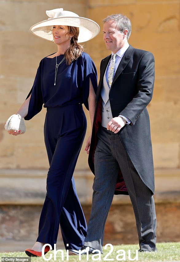 汤姆布拉德比和他的妻子克劳迪娅在梅根和哈利的2018 年温莎城堡婚礼