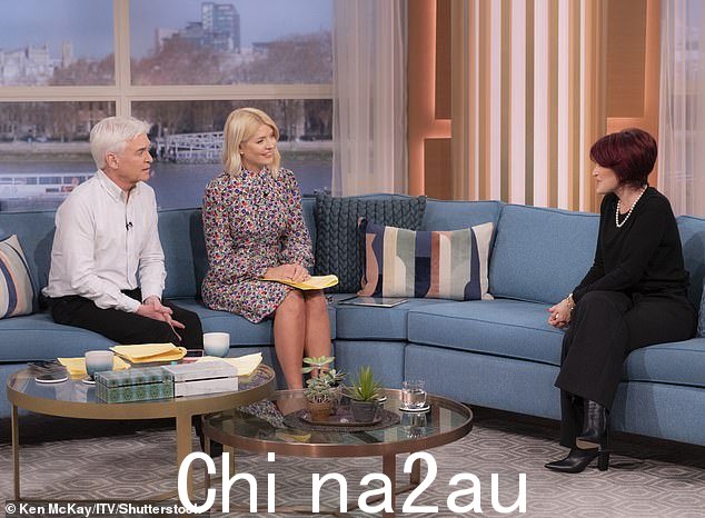 继续:今天早上谈到为什么她现在喜欢在 TalkTV 工作,Sharon 解释说:'我们都以尊重的方式表达我们的感受'