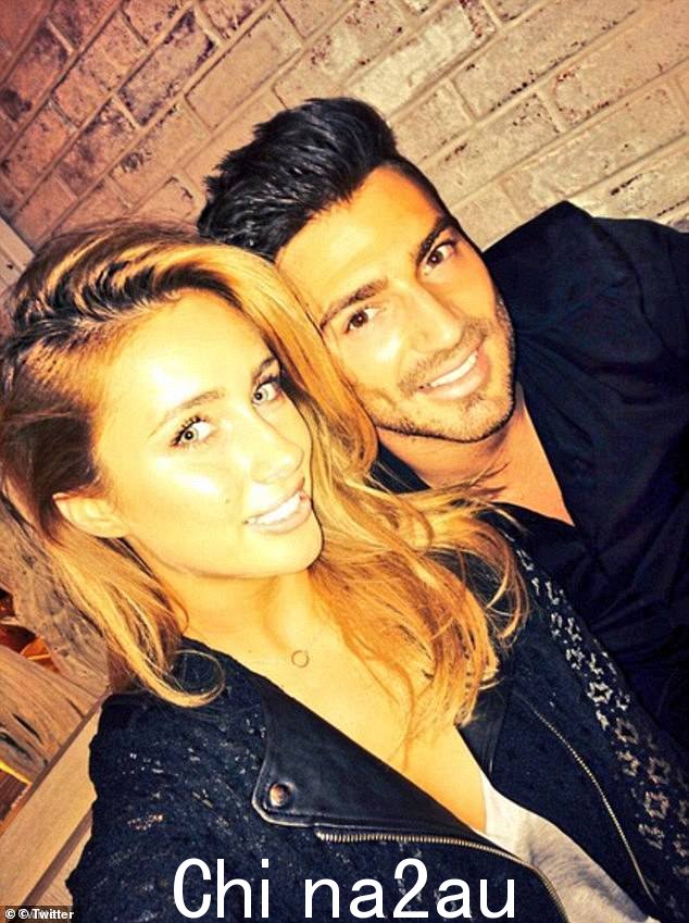Ex: Jake 在获胜后不久与女友 Danielle Fogarty 分手,但他坚持这与他在节目中的时间无关