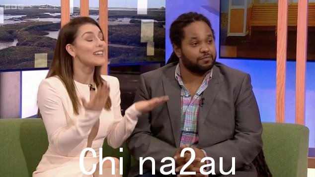 The One Show:据报道,他们的出现是在 Hamza 取消关注 Jowita 传闻中的恋人 Giovanni Pernice 之后,声称他对他们的关系感到“崩溃”