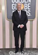 2023 年金球奖：亨利·温克勒 (Henry Winkler) 出现在红地毯上，被问及 HBO 的巴里 (Barry) 的未来