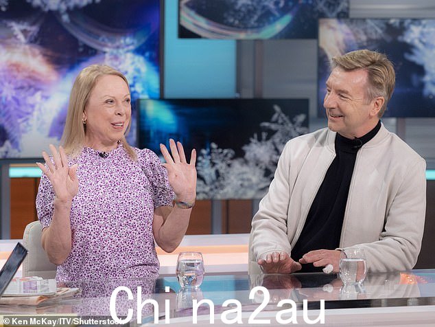 不确定:Jayne和Chris周五早上说他们不确定Ekin-Su是否能参加冰上热舞