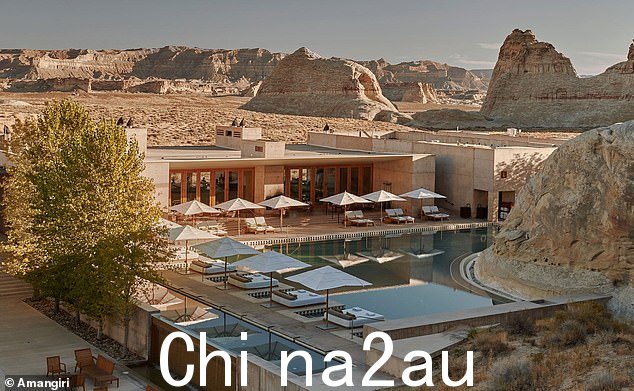 浪漫的蜜月在 Amangiri 举行,这是一个拥有 34 间套房和一间四居室 Mesa 住宅的豪华度假村,位于国家公园和纪念碑大圆环 600 英亩的土地上