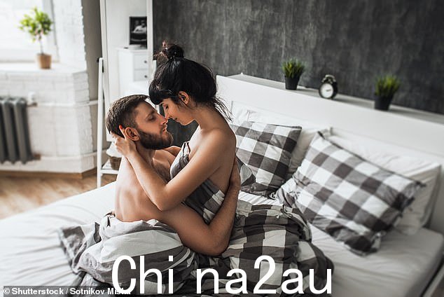科学家声称,做爱可能有助于战胜痛风。意大利研究人员认为,性爱会鼓励人们戒酒和戒红肉。过度沉迷于这两种行为会导致这种情况