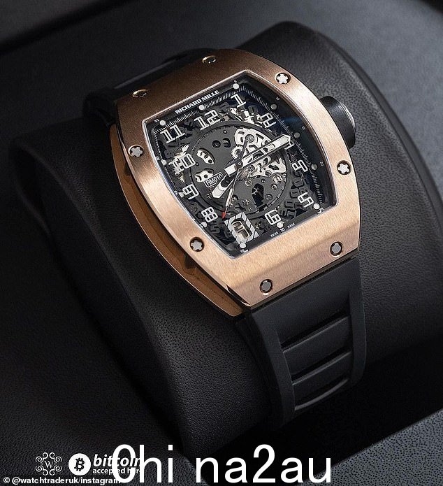 NCA 没收了数百块手表 - 包括 th由 Rolex、Patek Philippe 和 Audemars Piguet 设计的 ose - 去年 10 月在 Jesmond 的商店。从那以后,据报道客户试图收回他们的手表——其中一些价值高达 300,000 英镑