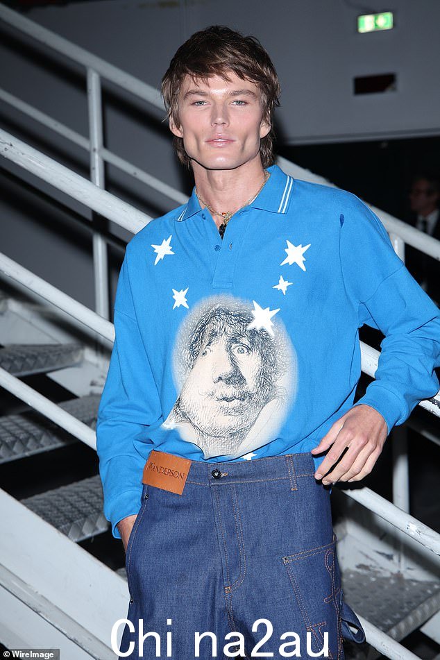 模特资历:模特 Jordan Barrett 在设计师的造型中引起了注意