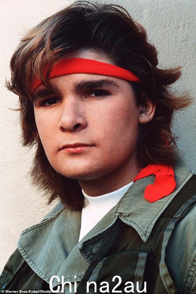 Corey Feldman 在 1987 年恐怖片 The Lost Boys 中饰演 Edgar Frog
