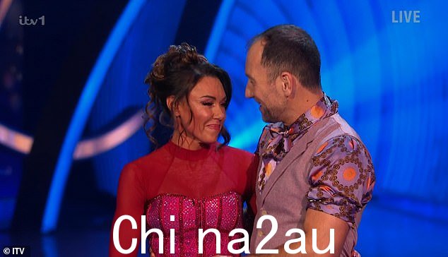眼泪:Michelle Heaton 在星期天在冰上跳舞的第一集中第一次去溜冰场时泪流满面