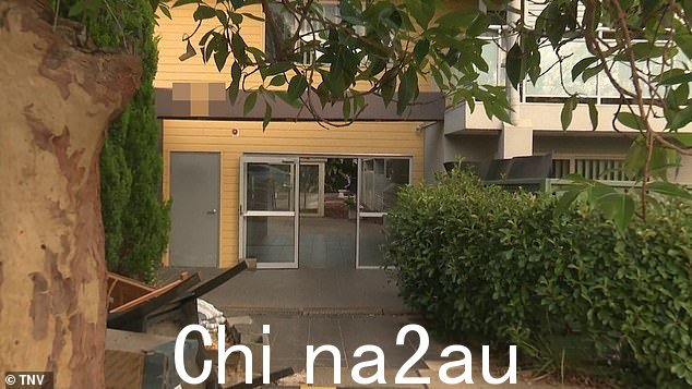 悉尼西部一处单元内发现一具女尸(如图)