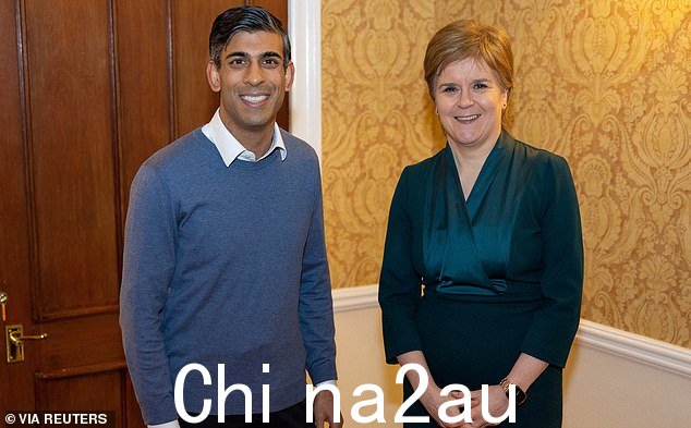 Rishi Sunak 上周在因弗内斯的私人晚宴上向 Nicola Sturgeon 表达了他对性别认同规则的担忧