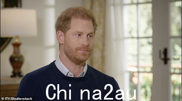 Harry,本月早些时候接受 ITV 的 Tom Bradby 采访时的照片,显示出对他的职位不满意的早期迹象,Paul Burrell 说