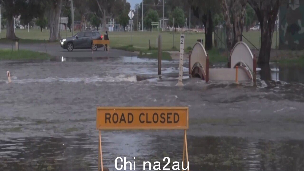 “昆士兰州的洪水警告导致社区保持‘真正的警惕’”/