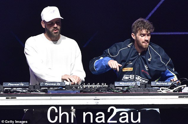 屡获殊荣的 DJ:Drew 是 The Chainsmokers 的一半。与 Alexander Pall 一起,这对搭档凭借其突破性的 2014 年热门自拍获得了国际成功