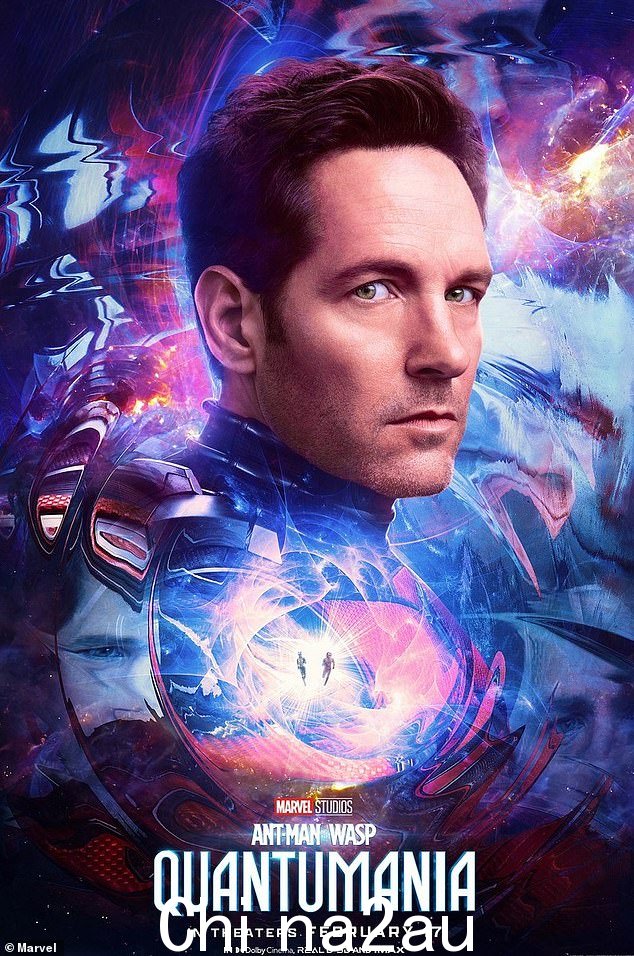 新面貌:53 岁的保罗·路德 (Paul Rudd) 在他即将上映的超级英雄电影《蚁人与黄蜂女:量子狂热》(Ant-Man And The Wasp: Quantumania) 新发布的角色海报中为他的下一次冒险做好了准备