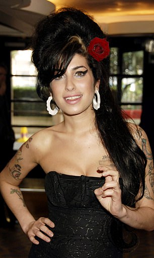 Loss: Amy 2011 年死于酒精中毒,年仅 27