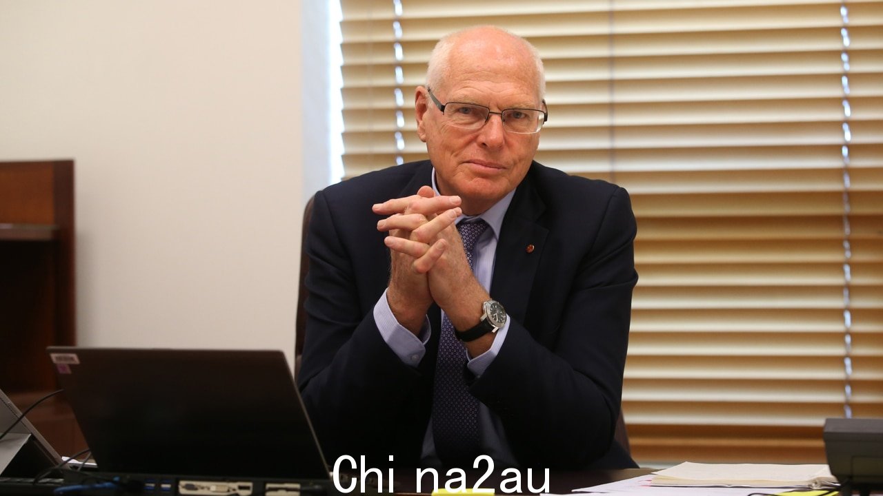 '政府无回应'吉姆·莫兰 (Jim Molan) 的家人是否会获得国葬” /><p>“他不会再次成为领袖,但男孩,他拥有多么强大的知识和经验,可以让像雅培这样的人指导议会中的一些新人。 </p><p>“我不认为你能找到更好的人选。”</p><p>莫兰参议员的去世引发了新南威尔士州派系重量级人物之间的争夺战。</p>< p>据《悉尼先驱晨报》报道,新南威尔士州天主教学校负责人 Dallas McInerney 被认为是领跑者,该州的右翼派系对空缺席位提出了重大要求。</p><p>但新南威尔士州自由党参议员 Hollie Hughes 驳回了保守派的主张推动取代莫兰。</p><p>休斯参议员是竞争对手中右翼团体的成员,他说这场推搡“有点不尊重”。</p><img class=