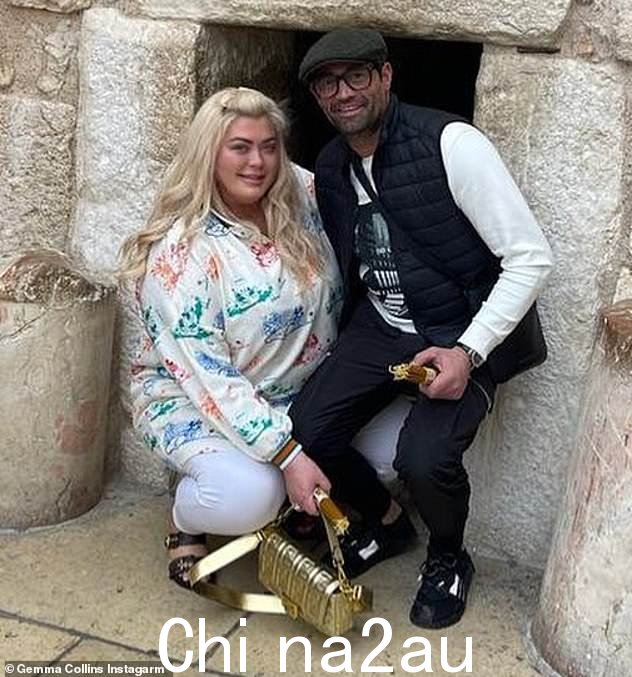 Trip:前 TOWIE 明星 - 与男友 Rami Hawash(合照)有关系 - 现在在她的播客上公开了关于特拉维夫精神假期的内容