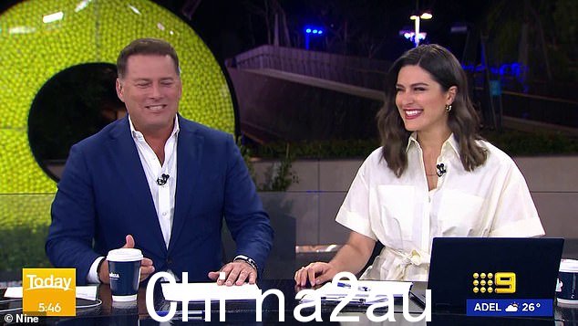 Karl Stefanovic(左,与 Sarah Abo)在周五早上的 Today 节目中看起来精疲力尽 - 他的共同主持人并没有忽视这一点