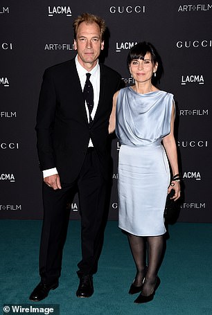 图:Julian Sands 2015 年与妻子 Evgenia Citkowitz 的合照(档案照片)