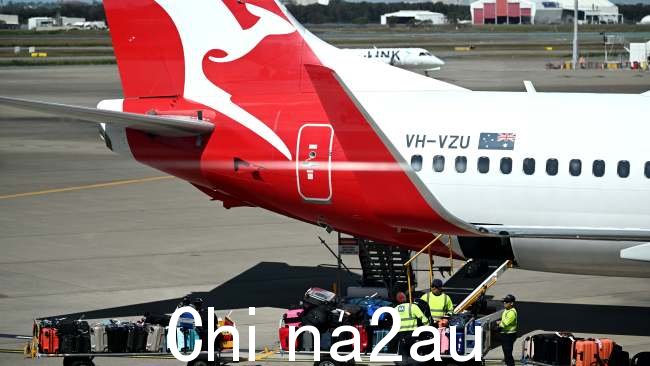 前飞行员 Richard De Crespigny 说在 QF 144 等紧急情况下,需要两名飞行员。图片:NCA NewsWire / Dan Peled