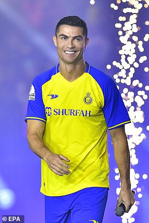 罗纳尔多现在代表沙特职业联赛球队 Al-Nassr
