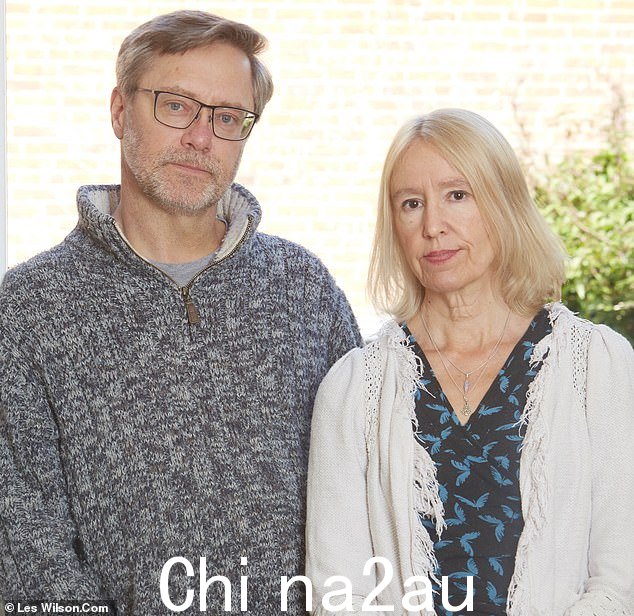 Sally Lane 和 John Letts(如图)是加拿大人,尽管得知儿子加入了 IS,但他们在叙利亚时还是给儿子寄了 223 英镑。他们被判资助恐怖主义罪名成立