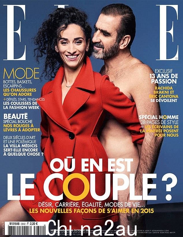 哦啦啦!埃里克·坎通纳 (Eric Cantona) 在为曼联效力期间以其踢球的滑稽动作和他自己的品牌哲学而闻名,在 1997 年退役后,他在 2015 年的 Elle France 封面上裸体亮相” class=