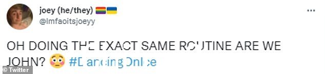 Identical:他们争辩说他只是改变了音乐并在第二个例程中保持所有相同的步骤