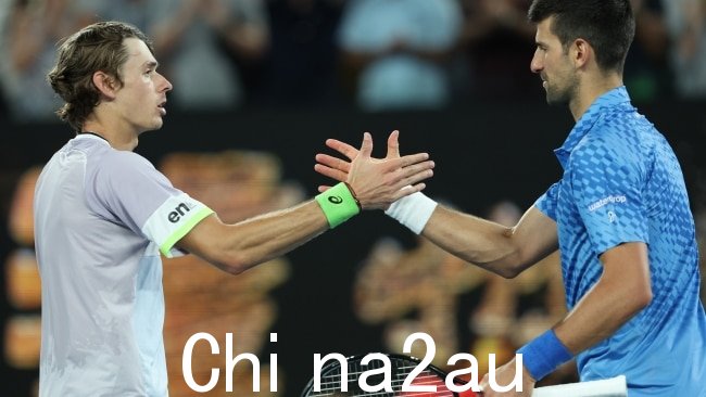 Alex de Minaur 被摧毁了九届澳网冠军诺瓦克·德约科维奇。图片:Clive Brunskill/Getty Images