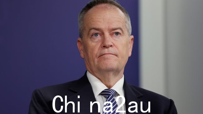 比尔·肖顿在一项新的民意调查显示对宪法规定的机构的支持率下滑后,试图捍卫议会的声音。图片:NCA NewsWire / Dylan Coker