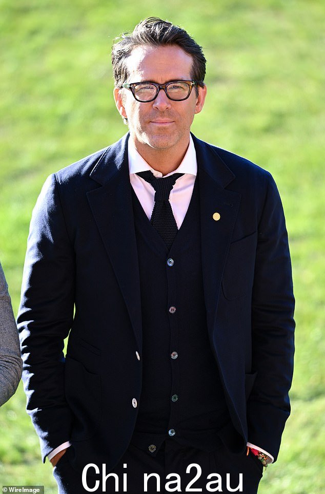 慷慨:Ryan Reynolds 向雷克瑟姆的儿童足球队捐赠了 1,600 英镑,供他们购买新球衣