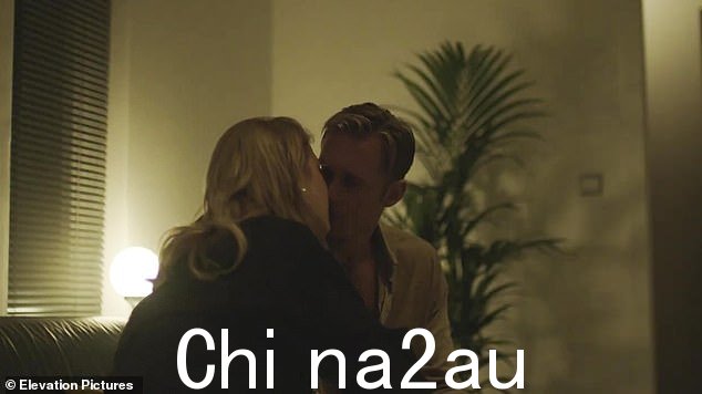 Oh my: 这部电影由 Brandon Cronenberg 执导,讲述了作家 James Foster (Skarsgard) 和 Em Foster (Cleopatra Coleman) 夫妇在虚构的 La Tolqa 岛,当一场致命事故暴露了度假村不正当的亚文化