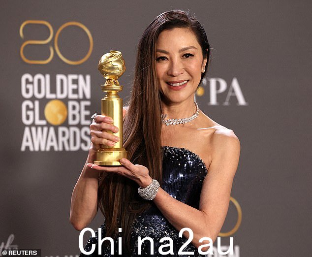 骄傲:上个月,当被问及作为首位获得最佳女主角的亚洲女演员创造历史的前景时,她解释了这将代表什么(在赢得她的第一个金像后看到的) Globe earlier this month)