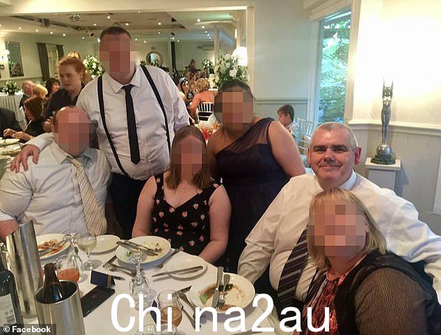Sean McDermott 的同事于周五晚上 7 点 30 分左右在该市内南部的 Moorabbin 车站发现了他的尸体