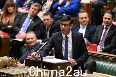 Rishi Sunak 在 PMQ 努力为党主席 Nadhim Zahawi 辩护