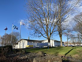 Clydebank 强奸犯 Bryson 在被判刑前在 Cornton Vale(如图)的隔离室待了长达一个月