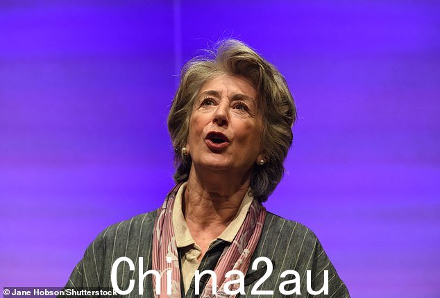 Plot: Rose '讲述了一个女人从被纳粹占领的欧洲出发前往美国开始新生活的故事'